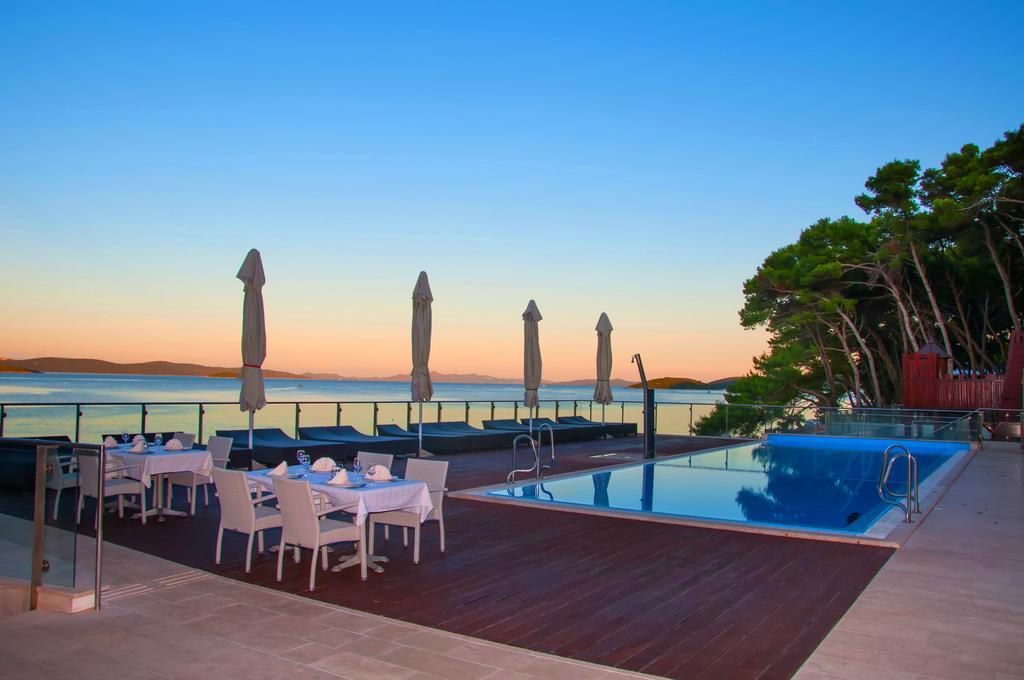 Hotel Maxim Božava Dış mekan fotoğraf