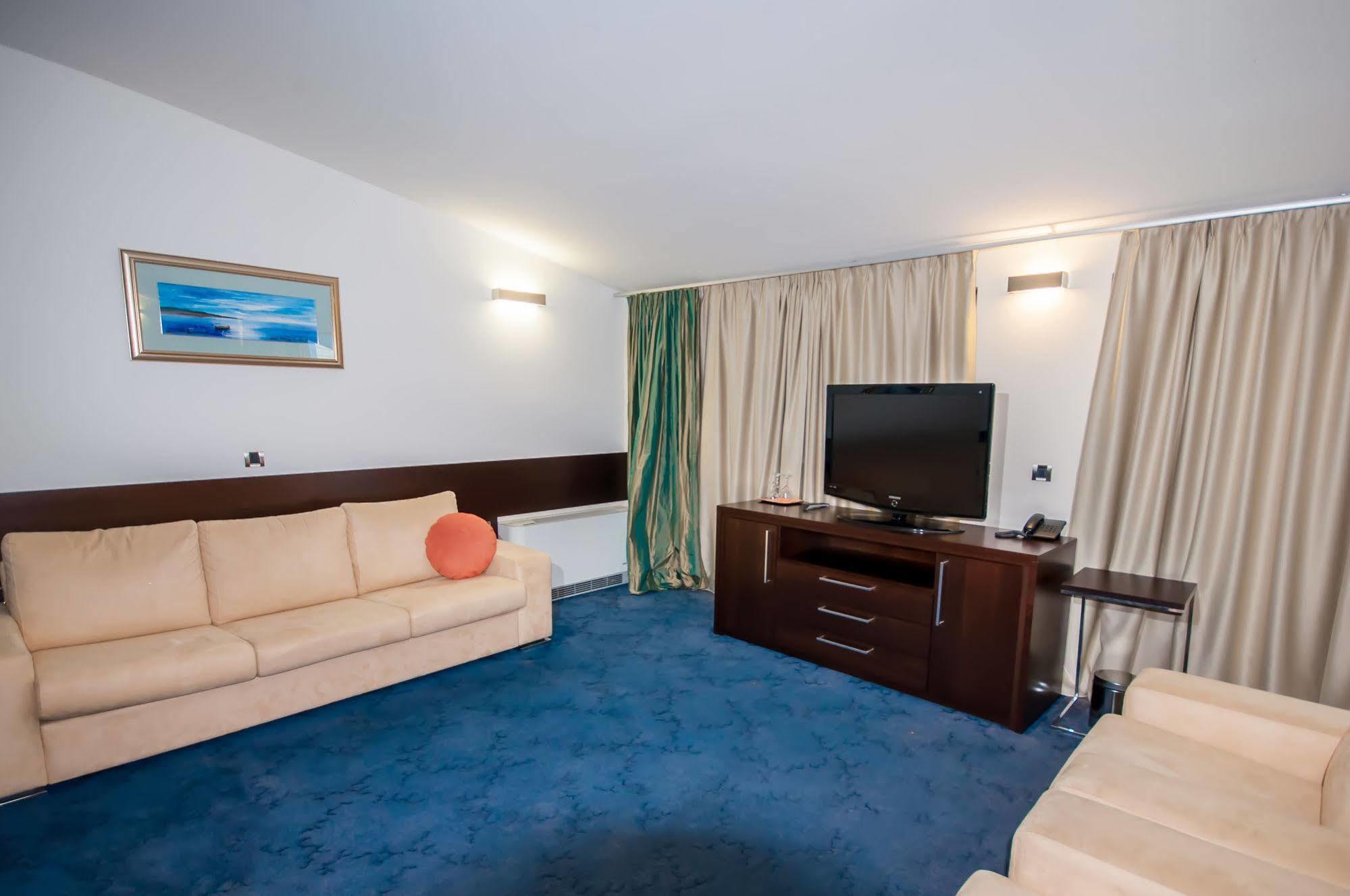 Hotel Maxim Božava Dış mekan fotoğraf